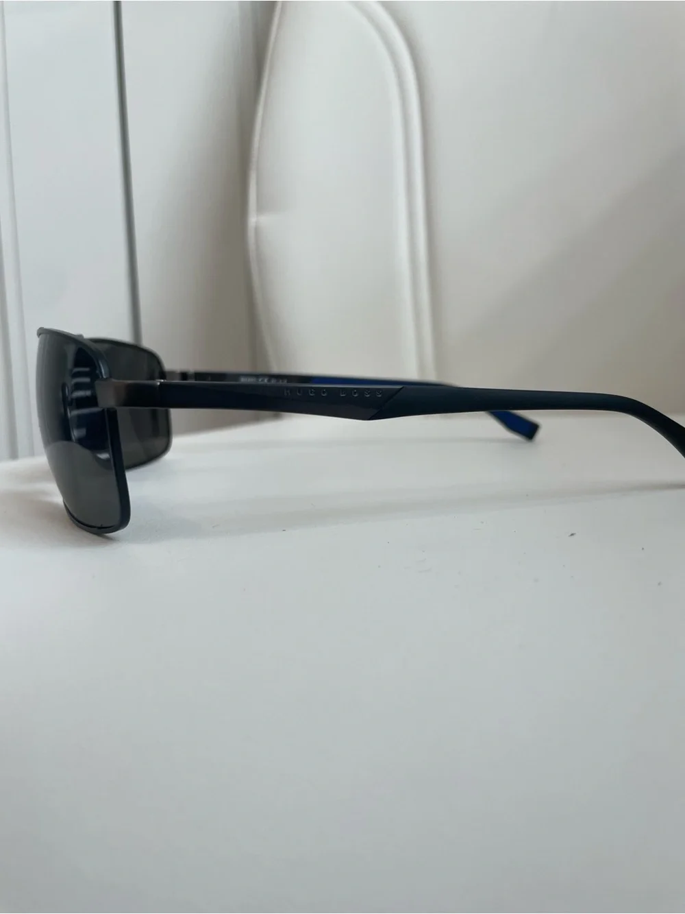 Boss Black Men's Aviator-Style Sunglasses 100% authentic
